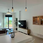 شقة 1º Linea De Playa Con Vistas, Piscina & Parking *