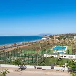 شقة 1º Linea De Playa Con Vistas, Piscina & Parking