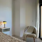 شقة 1º Linea De Playa Con Vistas, Piscina & Parking
