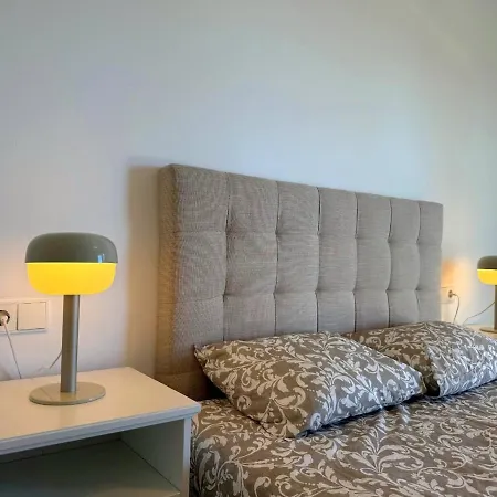 Апартаменты 1º Linea De Playa Con Vistas, Piscina & Parking Велес