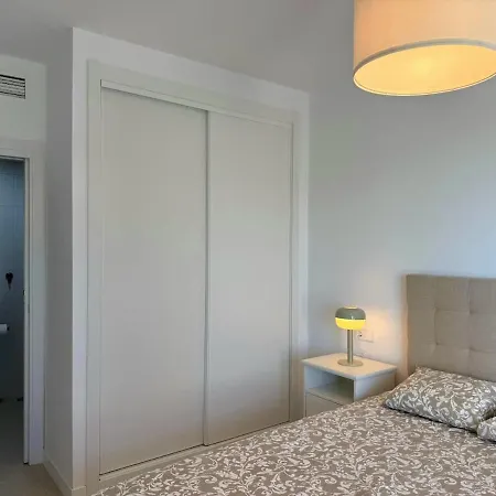 Апартаменты 1º Linea De Playa Con Vistas, Piscina & Parking Велес
